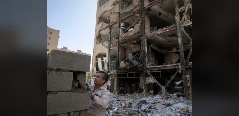 US States Blockade Has Fully Stopped Iran’s Maritime Trade; Trump Indicates Possible Restart of Negotiations in Pakistan