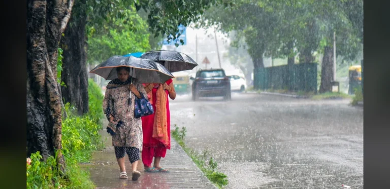 Thunderstorms and Rain to Ease Heat Across Much of India