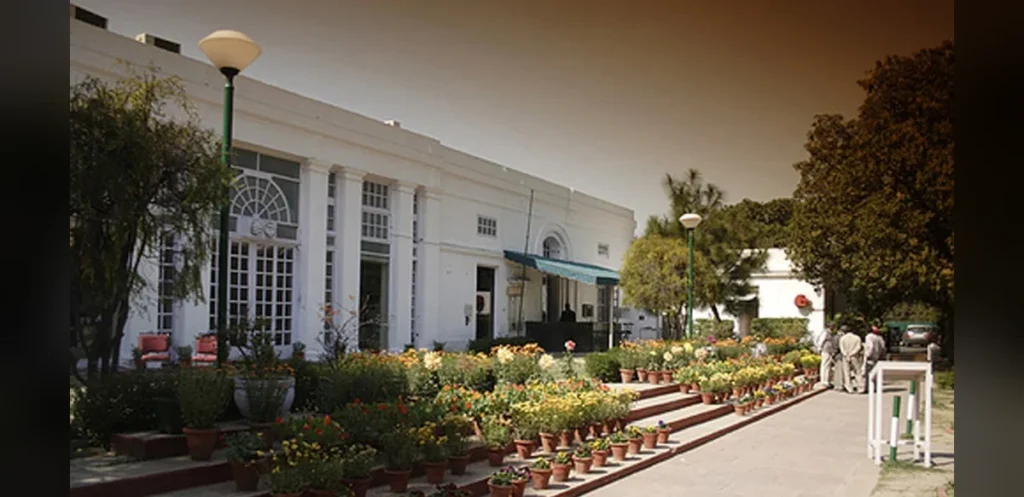 Government Begins Process to Reclaim Delhi Gymkhana Club Land for Defense Purposes