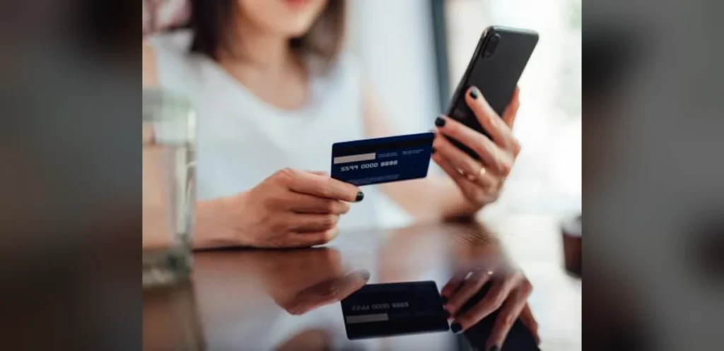 Record Personal Loans Issued in Australia as Living Costs Rise