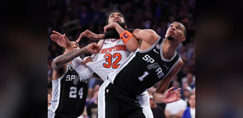 Knicks Coach Criticizes Referee Decisions Following Defeat to Spurs