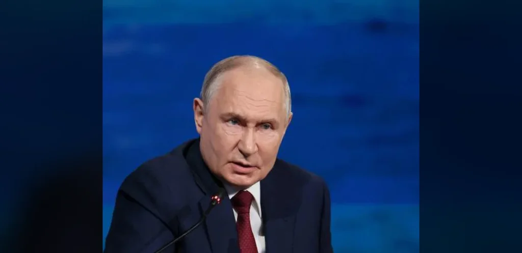 Ukraine Launches Hundreds of Drones at Russia After Putin Rejects Meeting Proposal