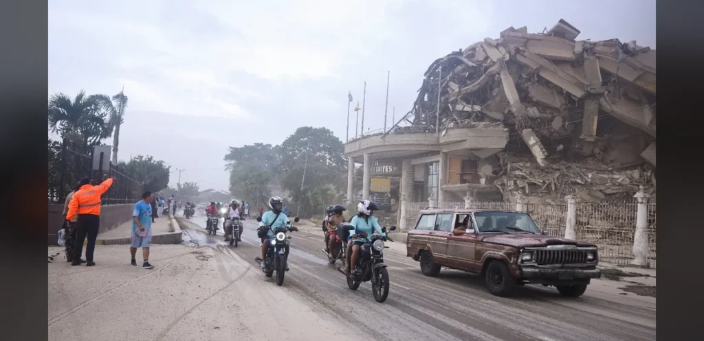 Powerful Earthquakes Devastate Venezuela, Raising Fears of High Casualties