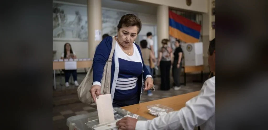 Armenians Vote in Election Watched Closely by Russia and EU