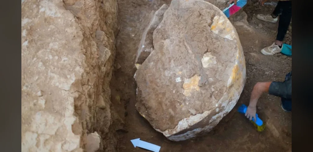 Ancient Assyrian Stele Found at Nineveh Site in Iraq