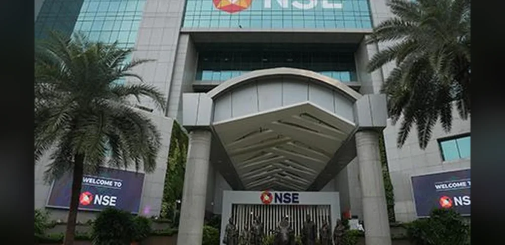 Indian equities open lower as HDFC Bank shares fall and oil prices rise
