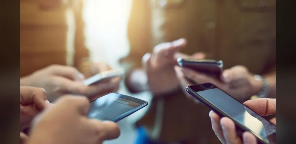 Debates on Restricting Social Media Access for Minors