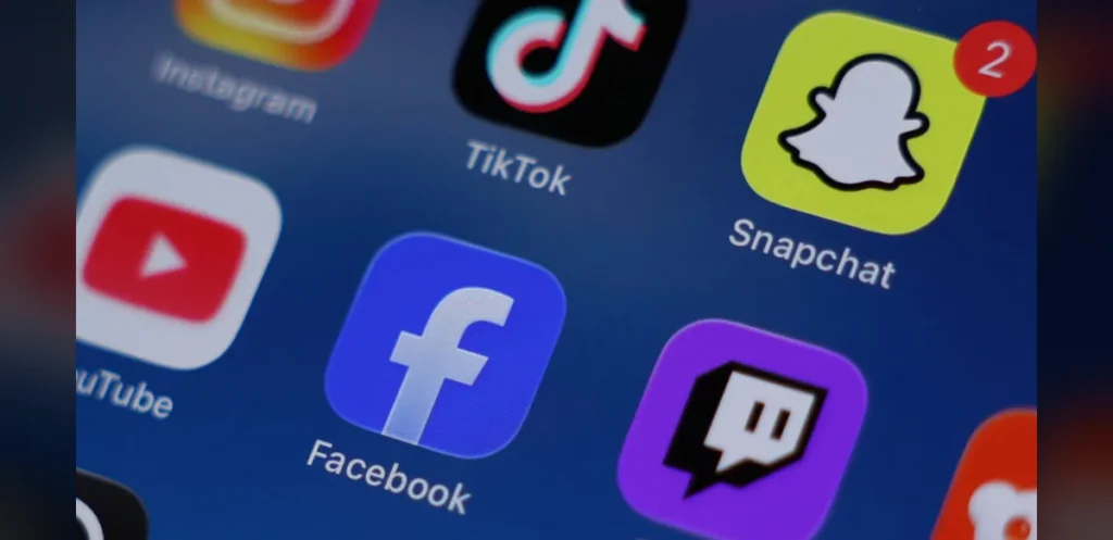 EU leader proposes age limits on social media for minors