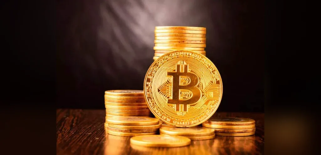 Bitcoin Trades Near $62,000 as Inflation and Geopolitical Risks Influence Markets