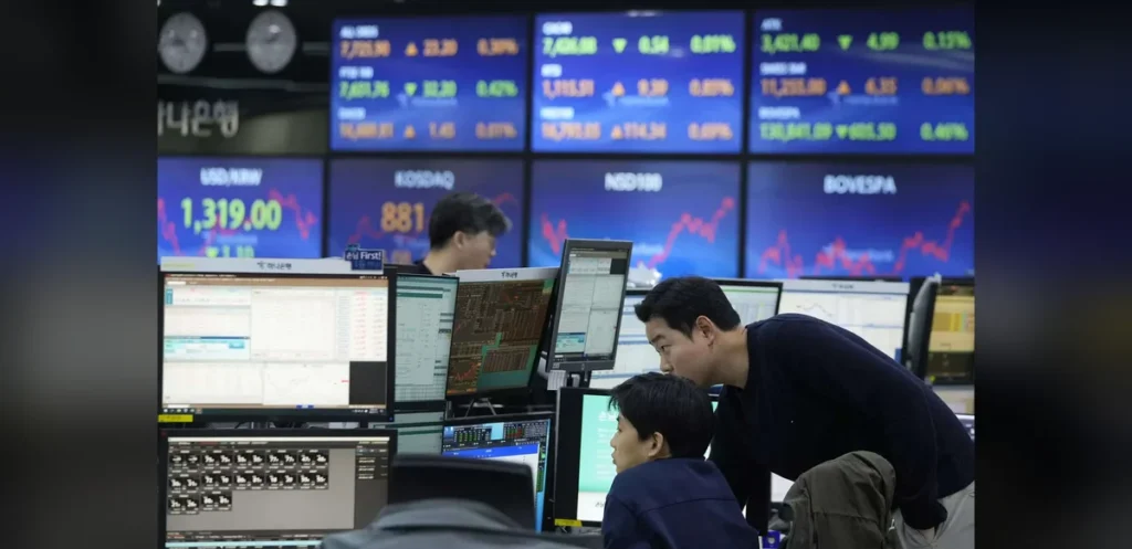 Asian Shares Fall as Oil Prices Rise on Gulf Tensions