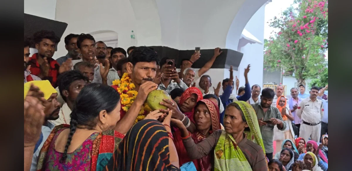 Activist Suspends Hunger Strike in Ken-Betwa Project Protest After Initial Gains