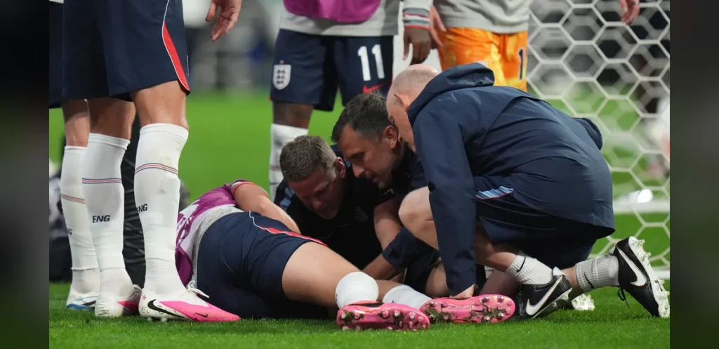 Henderson Breaks Hand in Post-Match Celebration After England Defeat Mexico