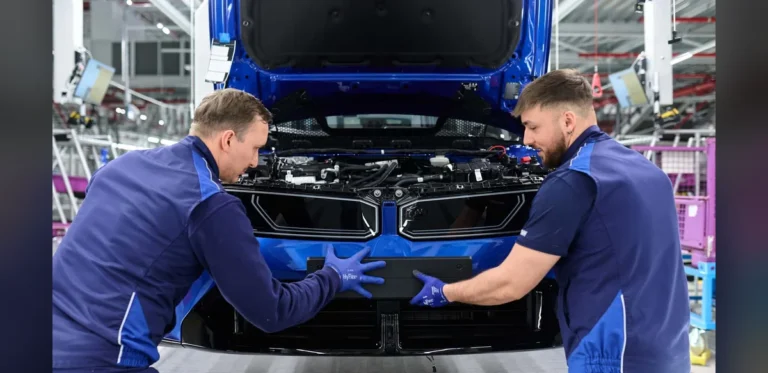 BMW i3 Enters Series Production at Munich Facility