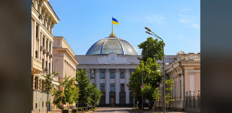 A Sovereignist Turn? Ukraine Needs Reformers, Not Populists