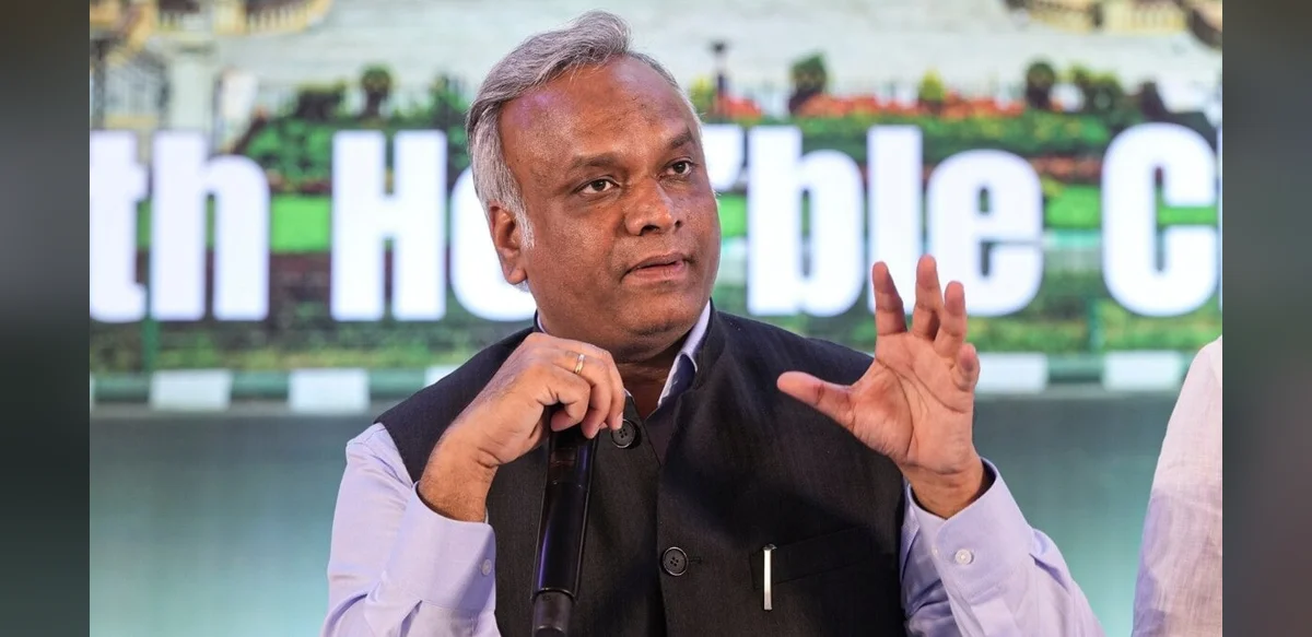 Karnataka Minister Questions RSS Participation in Independence Movement