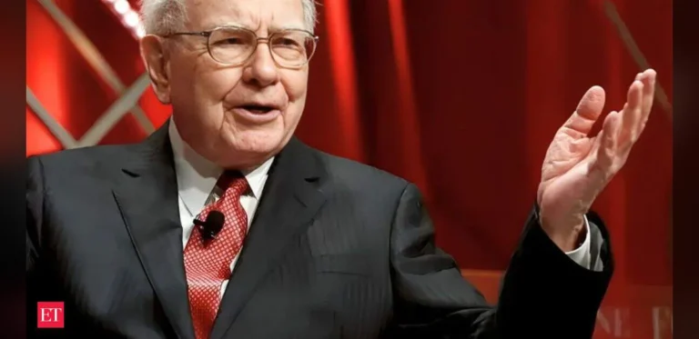 Warren Buffett Book Suggestions Aim to Strengthen Investor Thinking