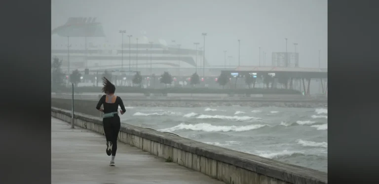 Cyclone Brings Heavy Rain and Strong Winds to Latvia and Lithuania
