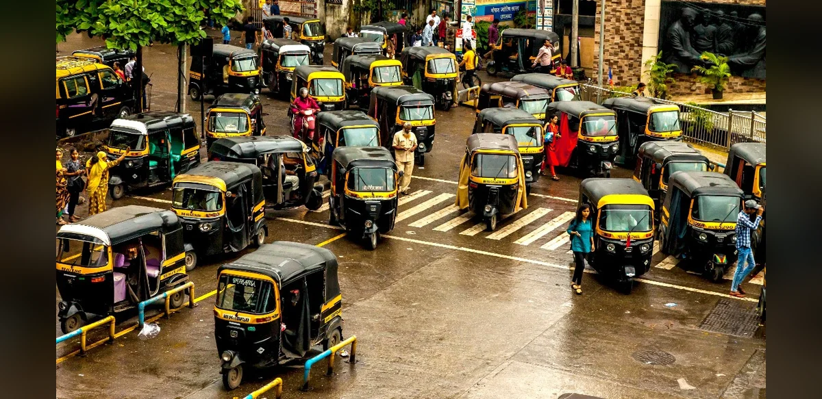 Mumbai Faces Shortage of Autos and Taxis Due to Driver Testing Challenges