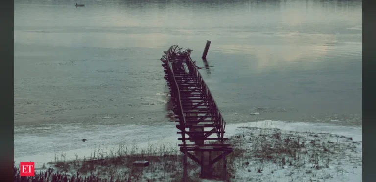 Vesyegonsk: Russian Town Submerged by Soviet-Era Reservoir Project
