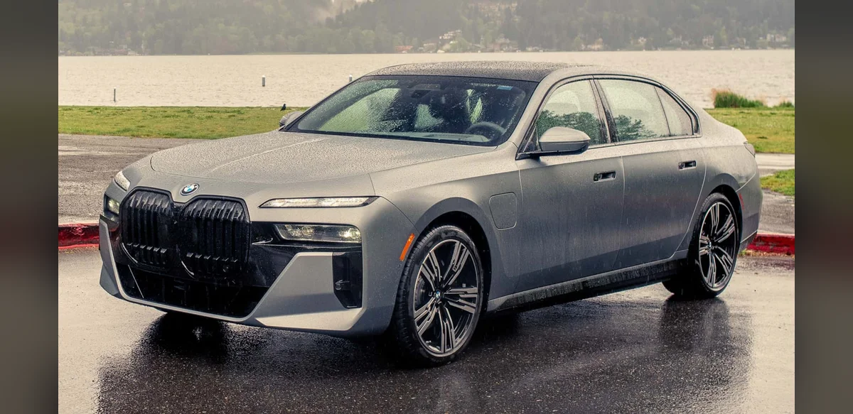 BMW Issues Recall Affecting Thousands of Sedans Over Driveshaft Defect