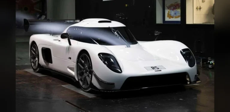 700-HP Mid-Engine V8 Sports Car Targets ZR1 Performance in US Production