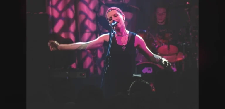 The Cranberries to release newly unearthed performance ‘Live At The London Astoria II, 1994’