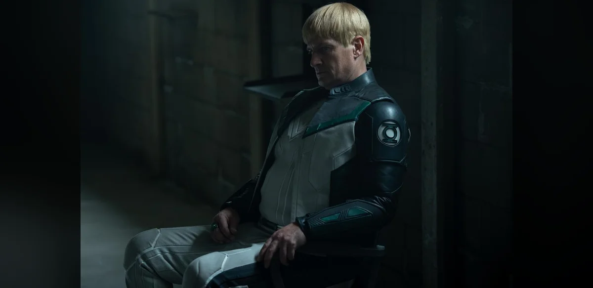 Lanterns: Subtle DC References Spotted in Episode One