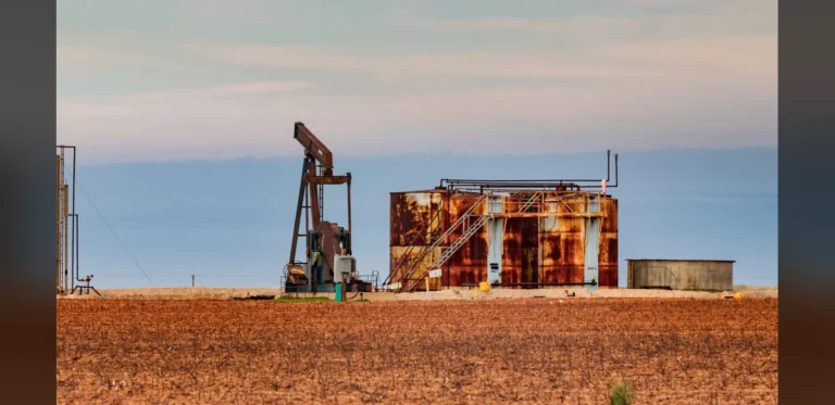 Oil Firms and Leaders Transferring Drilling Site Cleanup Duties Through Legal Channels