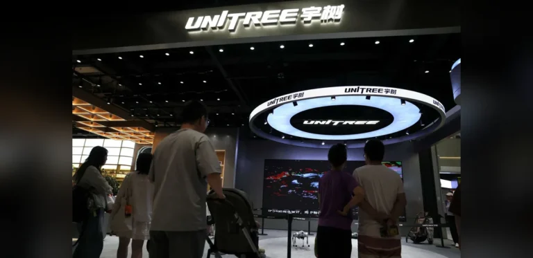 Decline in Shares of Major Chinese Robotics Producer Prompts Market Bubble Concerns