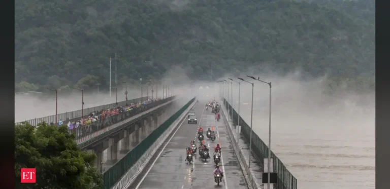 India Meteorological Department Issues Orange Alert for Heavy Rainfall Across Five Uttarakhand Districts