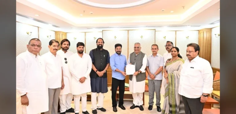 Telangana Chief Minister Seeks Centre’s Help to Raise Tummidihatti Barrage Height