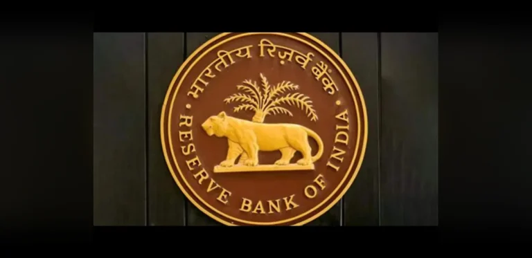 Indian Government Bonds Rise After RBI Policy Move Ahead of Debt Auction