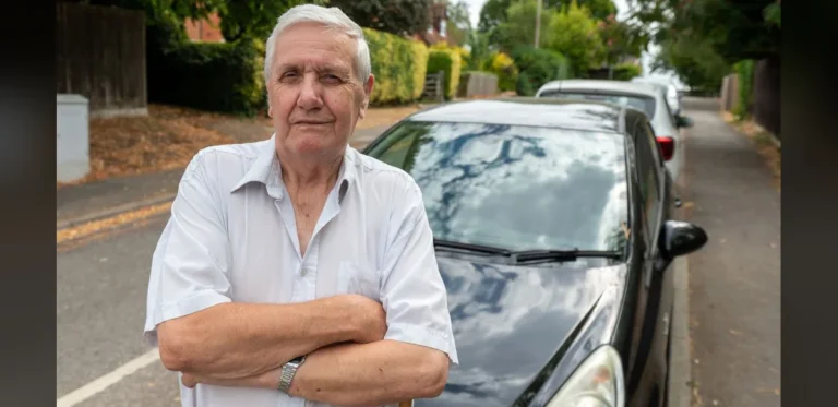 Grandad Furious After Receiving Parking Fine for ‘Kerb to Nowhere’