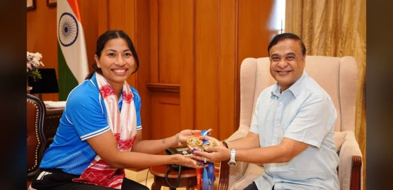 Assam Chief Minister Honors Boxer Lovlina Borgohain with Rs 30 Lakh Cheque for CWG Silver