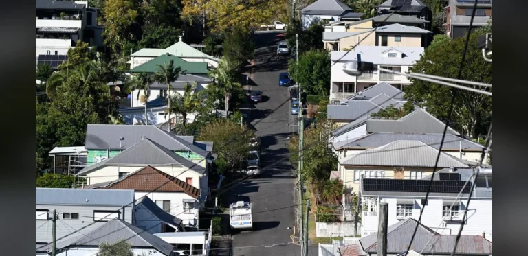Prospective Home Buyers Confront Limited Listings During National Housing Downturn
