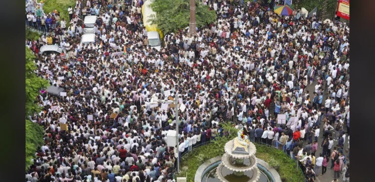 MPSC Exam Paper Leak Prompts Protests in Pune as Opposition Leaders Support Demonstrators