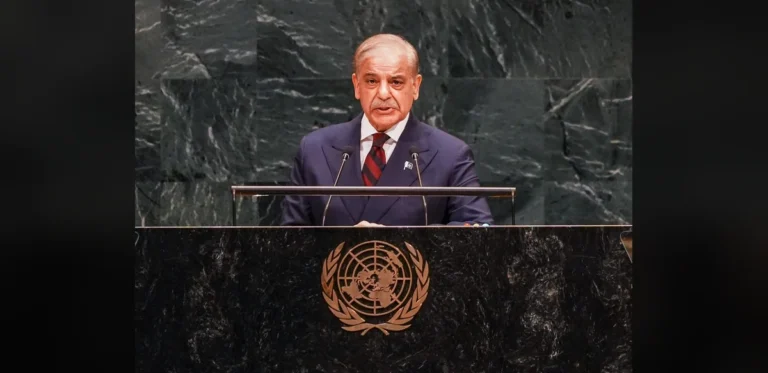 Houthi attack on Mecca, Medina would cross ‘red line’, Pakistan PM tells UN