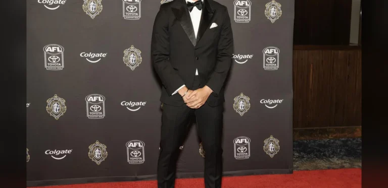Fremantle Veteran Recognised for Extensive Community Contributions with AFL Honour