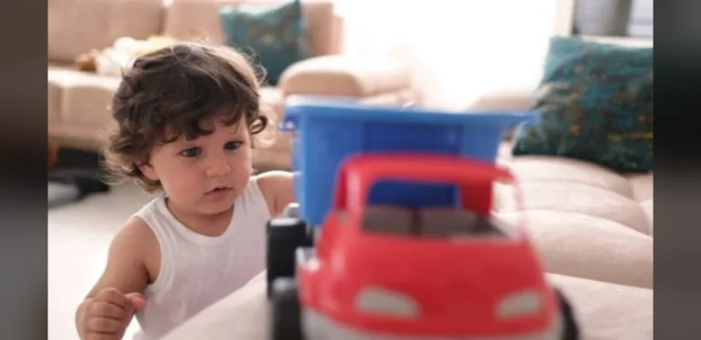 Short Baby Names With Substantial Meanings Gain Popularity Among Parents