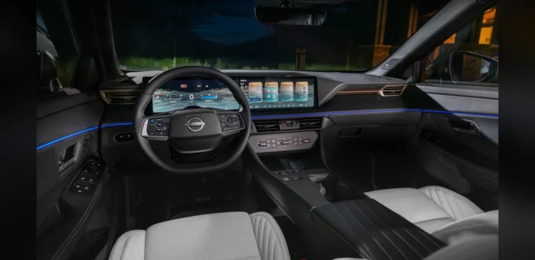 Automaker to Phase Out Glossy Black Interior Trim Over Dirt Concerns