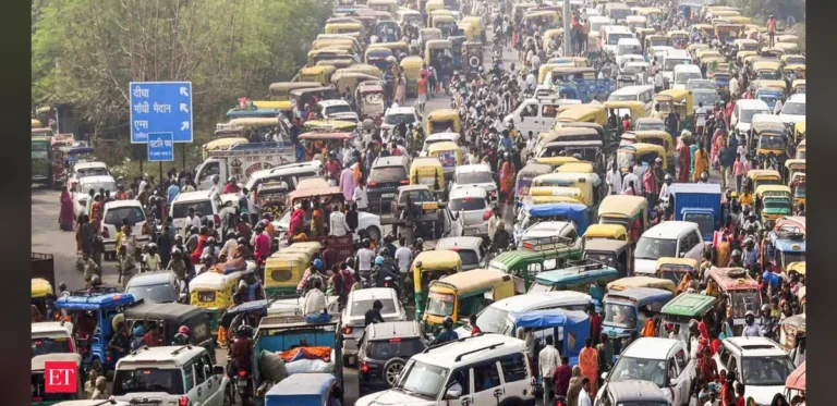 India Auto Shipments Display Varied Patterns in August Due to Regional Tensions
