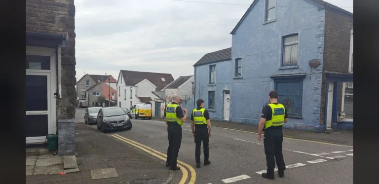 Three Detained Following Street Search by Officers