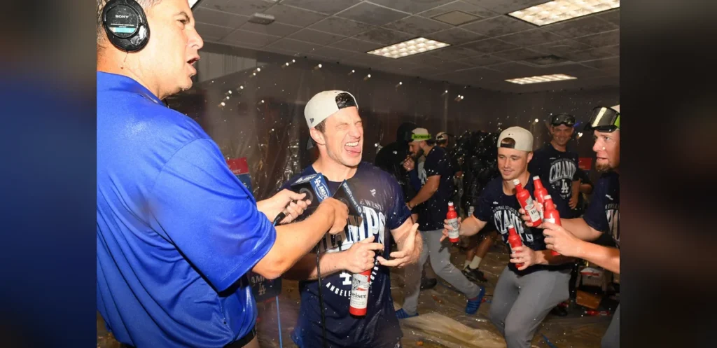 Los Angeles Dodgers Secure Fifth Straight NL West Title in Victory Over Cincinnati Reds