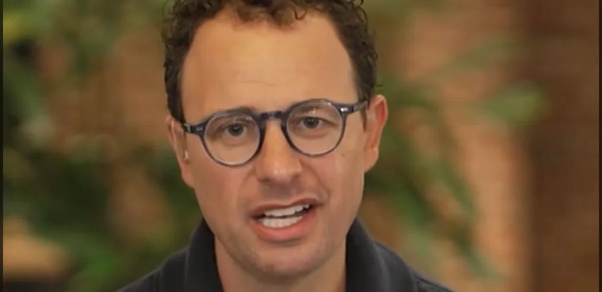 Anthropic Chief Executive Advocates Slower Pace for AI Progress