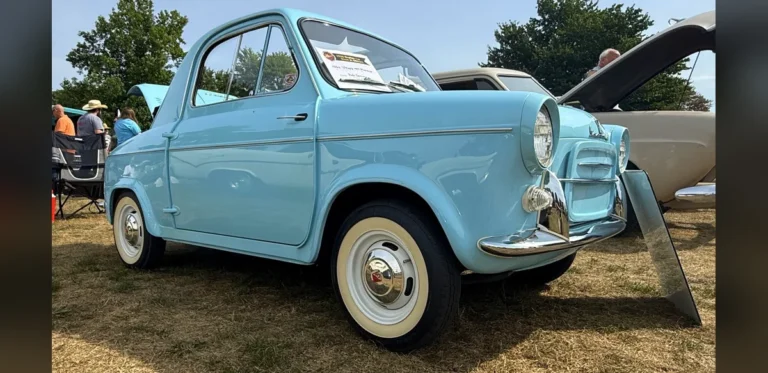 Piaggio Ends Production of Vespa 400 Microcar to Concentrate on Scooters