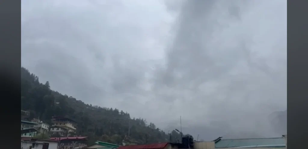 Helicopter Crash Claims Six Lives in Uttarakhand Valley