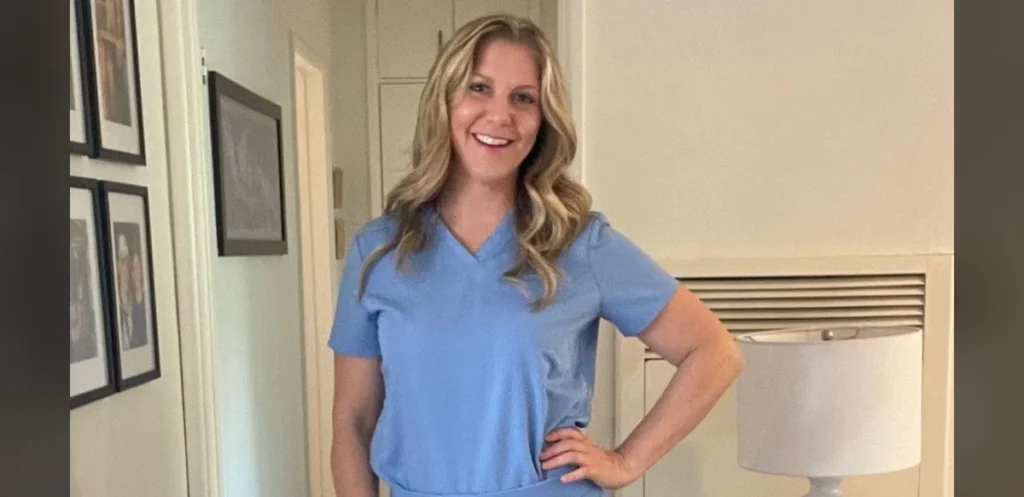 Hospice Nurse Discusses Reasons Patients May Pass Away Unattended Despite Family Presence